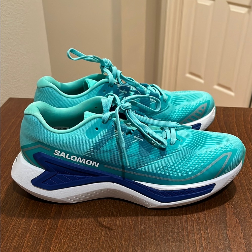 Brand New Salomon Blue Athletic Shoes size 8.5